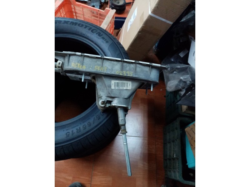 Recambio de palanca cambio para seat altea (5p1) green   |   06.06 - 12.09 | 2006 - 2009 | 105 cv / 77 kw referencia OEM IAM 1K0