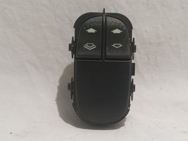 Recambio de maneta elevalunas delantera izquierda para ford focus berlina (cak) trend referencia OEM IAM 03162310  