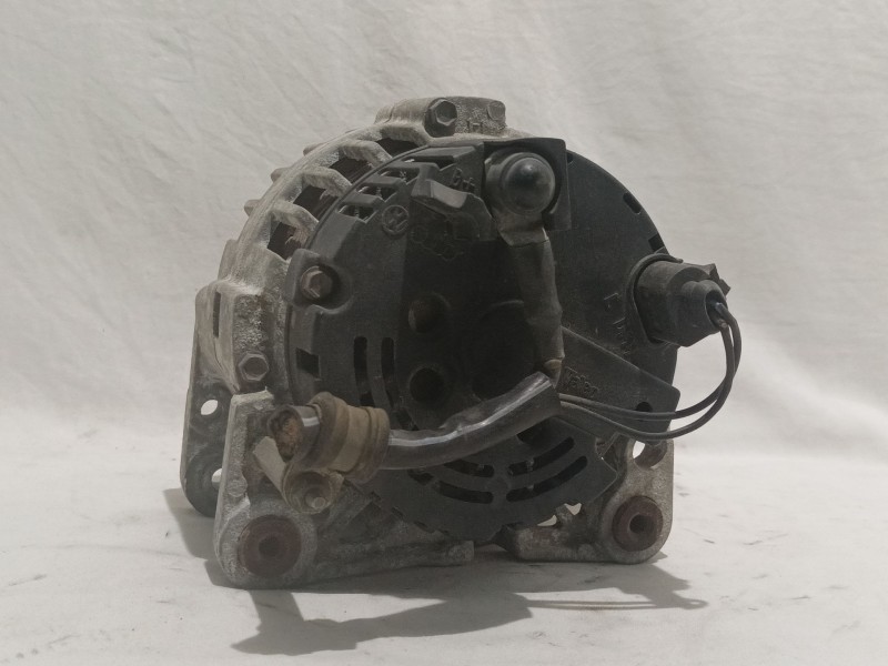 Recambio de alternador para seat ibiza (6l1) stella referencia OEM IAM 2542241A 030903023J 