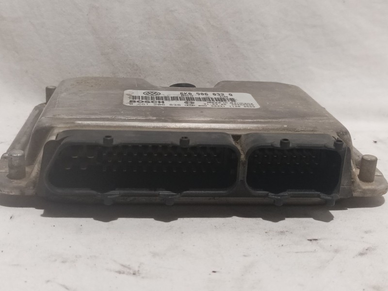 Recambio de centralita motor uce para seat ibiza (6k1) stella referencia OEM IAM 6K0906032AJ 6K0906032 Q  Recambio de centralita motor uce para seat ibiza (6k1) stella referencia OEM IAM 6K0906032AJ 6K0906032 Q