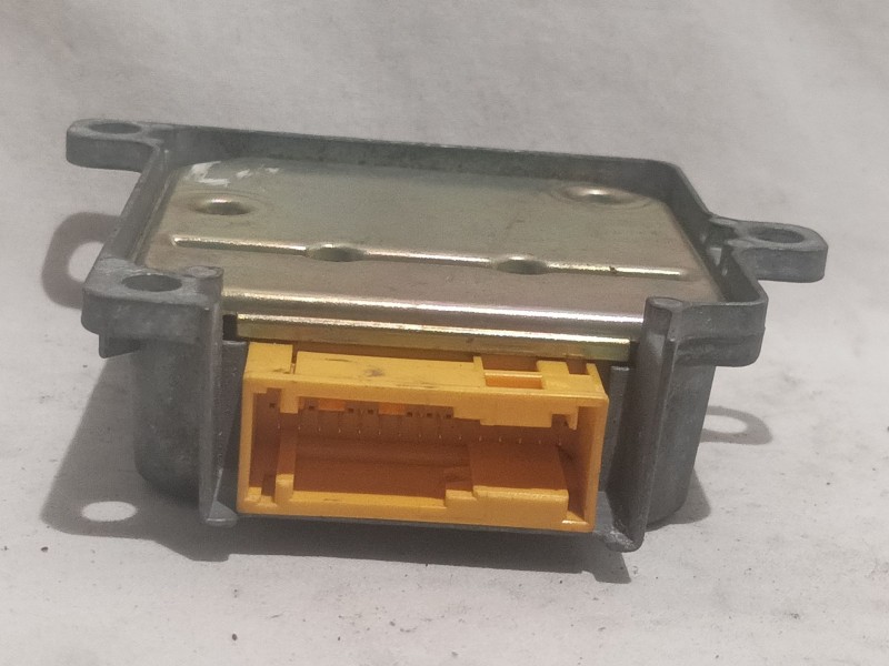 Recambio de centralita airbag para land rover freelander (ln) 2.0 turbodiesel referencia OEM IAM FC001300051 YWC106360 