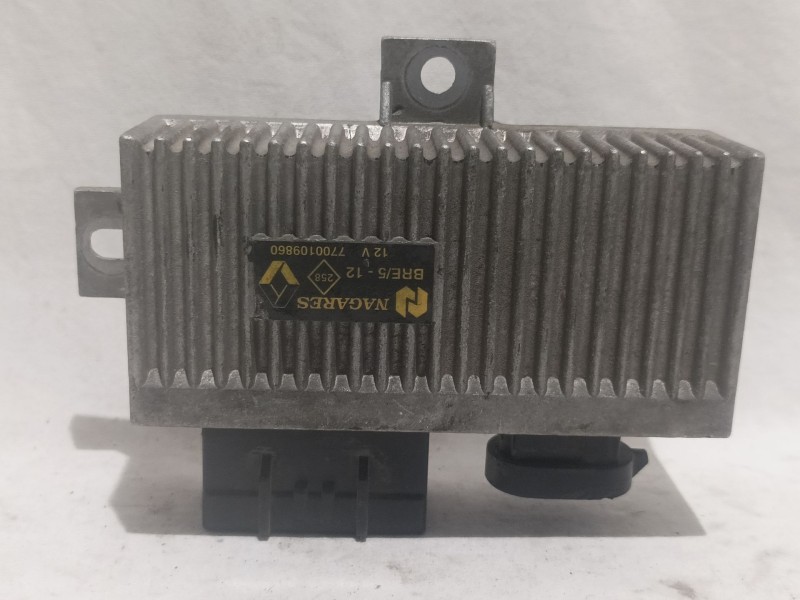 Recambio de caja precalentamiento para renault kangoo (f/kc0) 1.9 diesel referencia OEM IAM 7700109860  