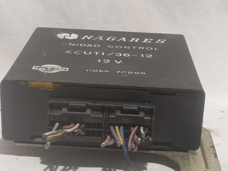 Recambio de modulo electronico para nissan serena (c23m) 2.3 diesel referencia OEM IAM 110697C000  