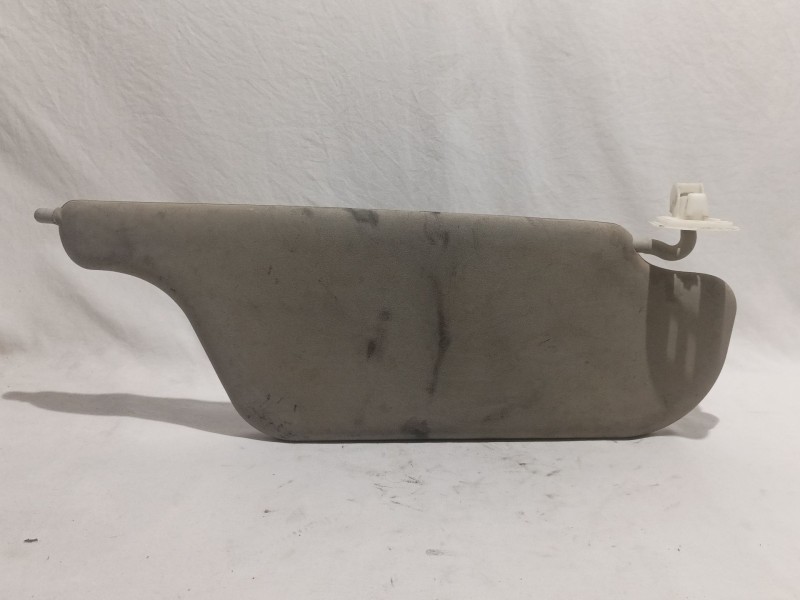 Recambio de parasol izquierdo para renault clio iii referencia OEM IAM 8200294234  