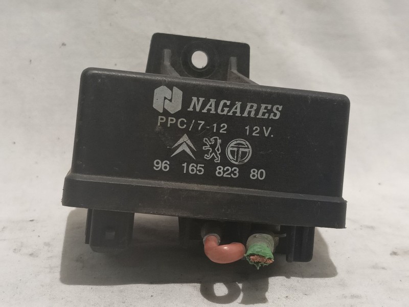 Recambio de caja precalentamiento para citroen xsara berlina 1.9 diesel referencia OEM IAM 9616582380  