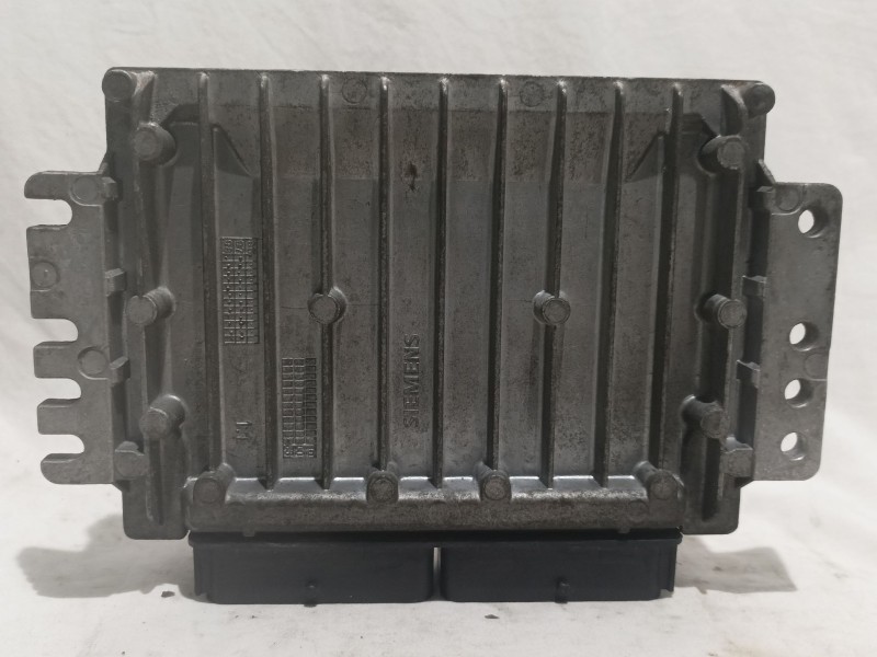 Recambio de centralita motor uce para citroen c3 referencia OEM IAM S110030018 7700114850 