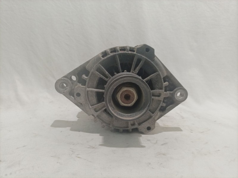 Recambio de alternador para daewoo tacuma 1.6 cat referencia OEM IAM 96404010  