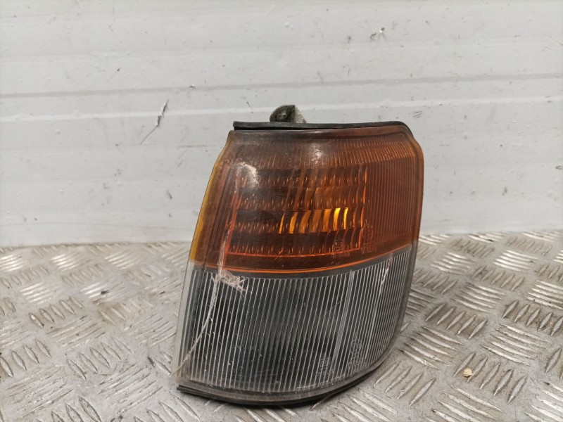 Recambio de piloto delantero izquierdo para mitsubishi pajero referencia OEM IAM MB831081  