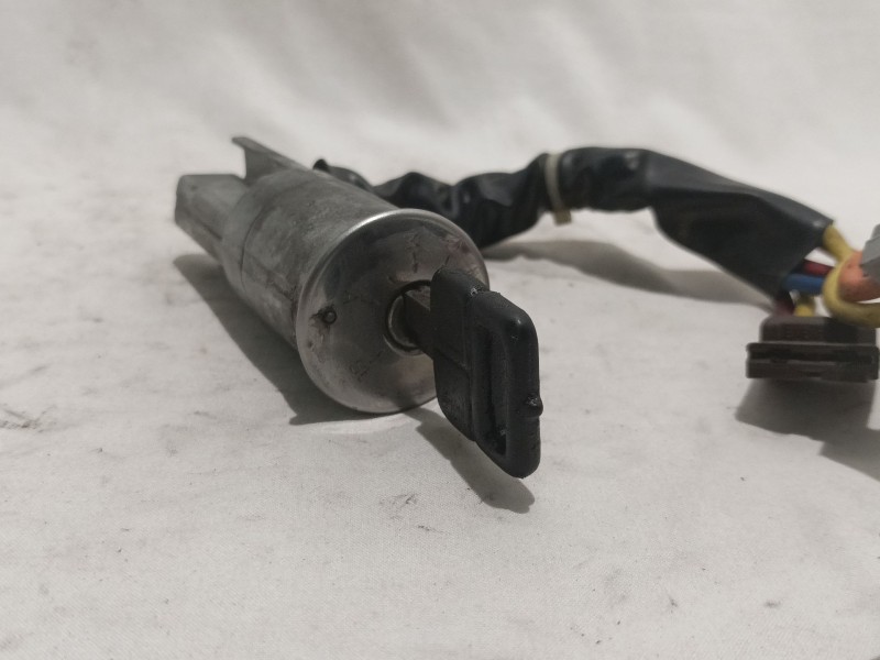 Recambio de conmutador de arranque para peugeot 405 berlina 1.9 diesel referencia OEM IAM 369023  