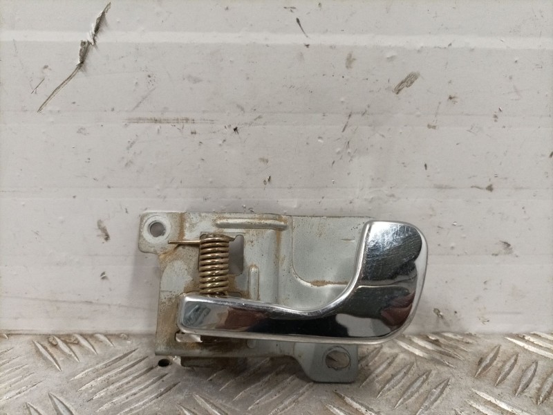 Recambio de maneta interior delantera izquierda para mitsubishi pajero referencia OEM IAM MB669169  