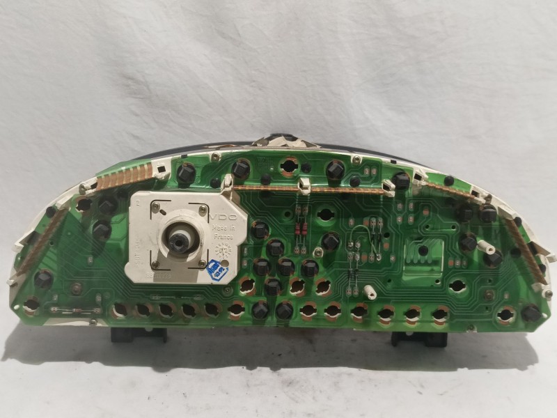 Recambio de cuadro instrumentos para peugeot 405 berlina 1.9 diesel referencia OEM IAM 9609696380  