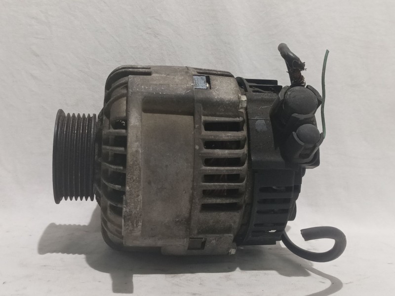 Recambio de alternador para citroen xantia berlina referencia OEM IAM QSRAVA1222 5520613 