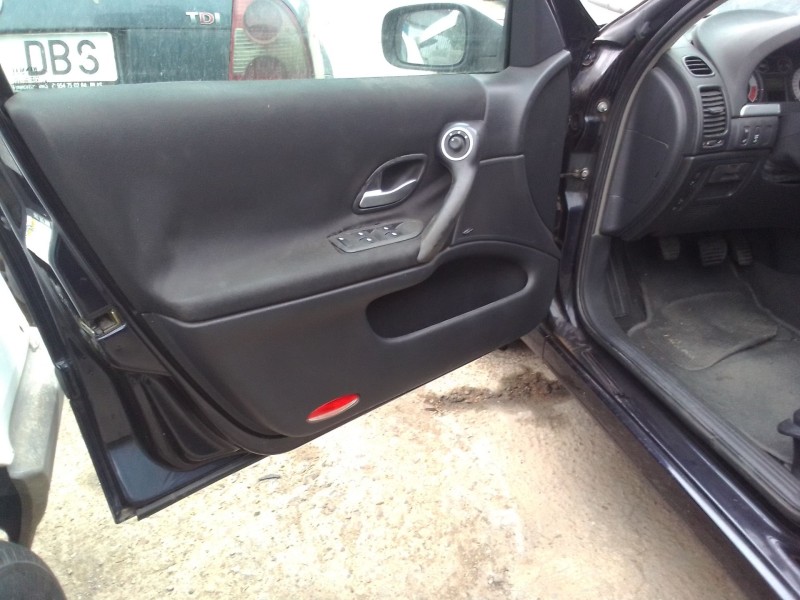 renault laguna ii (bg0) del año 2001