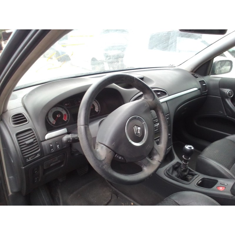 renault laguna ii (bg0) del año 2001