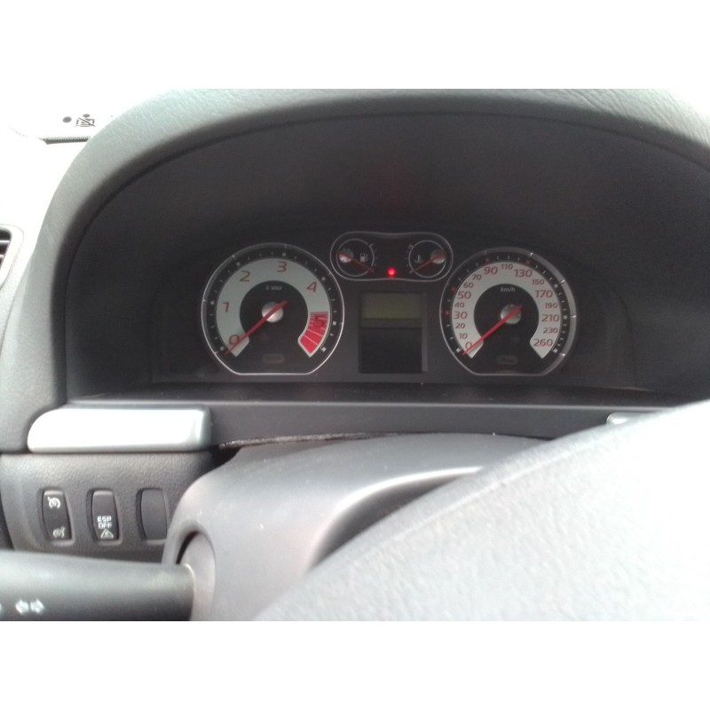 renault laguna ii (bg0) del año 2001