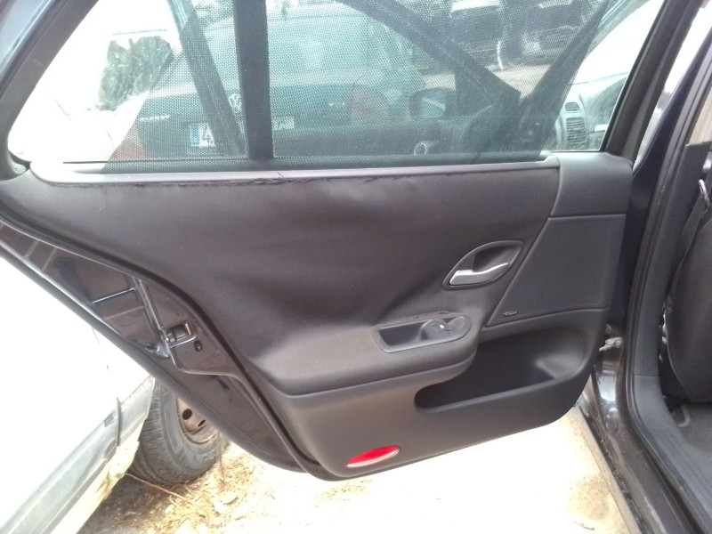 renault laguna ii (bg0) del año 2001