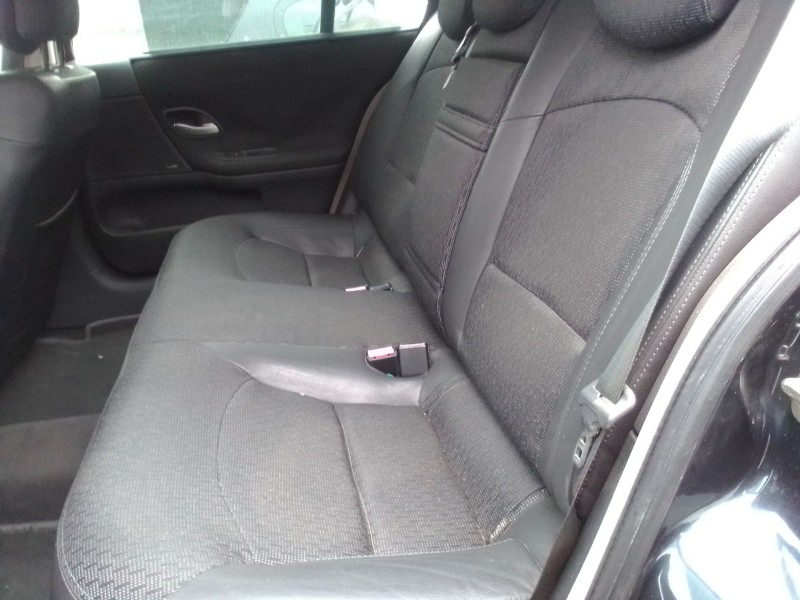 renault laguna ii (bg0) del año 2001