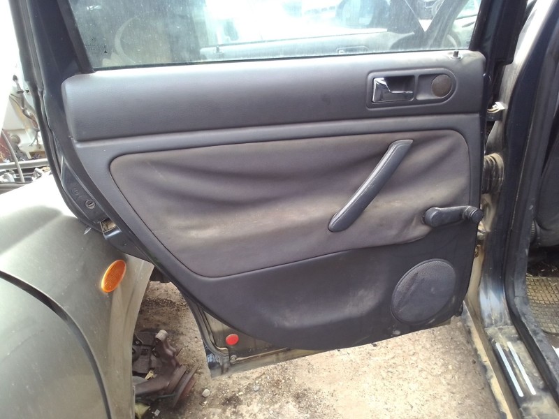 volkswagen passat berlina (3b3) del año 2000