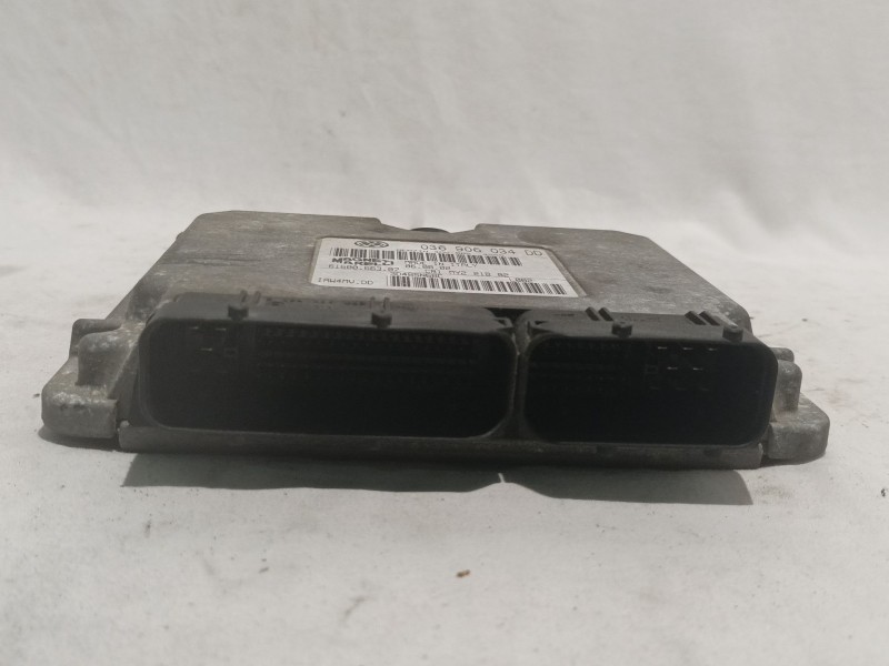 Recambio de centralita motor uce para volkswagen polo (9n3) united referencia OEM IAM 036906034DD  
