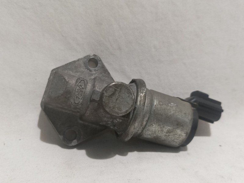 Recambio de valvula egr para ford fiesta berlina (dx) 1.3 cat referencia OEM IAM 9F715AA  