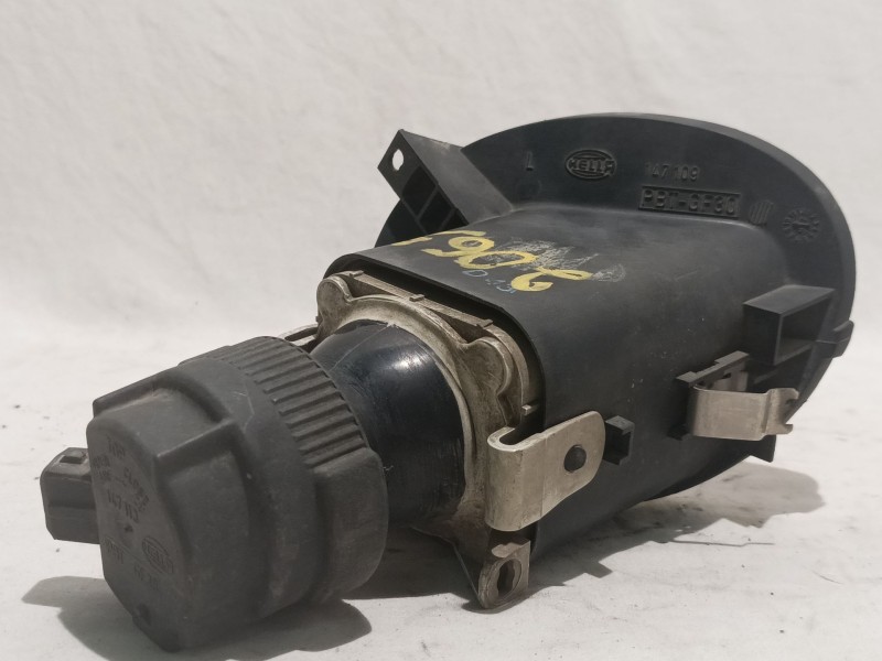 Recambio de faro antiniebla izquierdo para ford mondeo berlina (gd) ghia referencia OEM IAM 147109  
