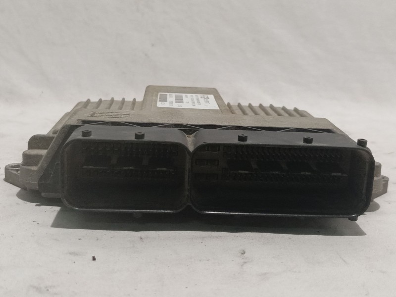 Recambio de centralita motor uce para fiat punto berlina (188) referencia OEM IAM 55195817  