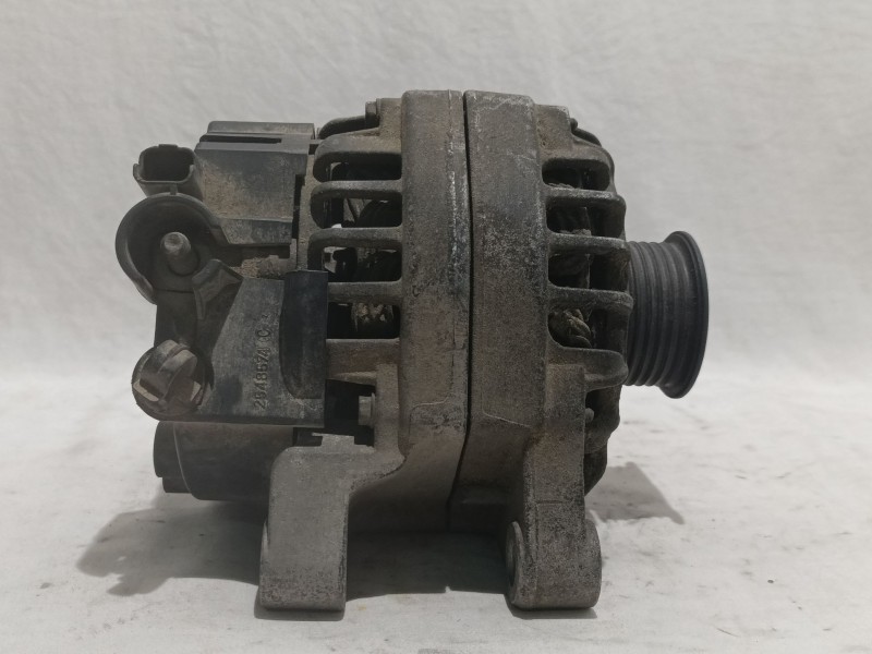 Recambio de alternador para peugeot 206 berlina referencia OEM IAM 9642879980 2542484A 