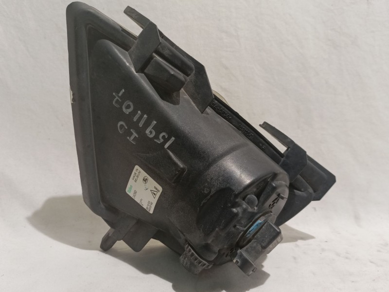 Recambio de faro antiniebla derecho para ford fiesta (cbk) referencia OEM IAM 89202182  