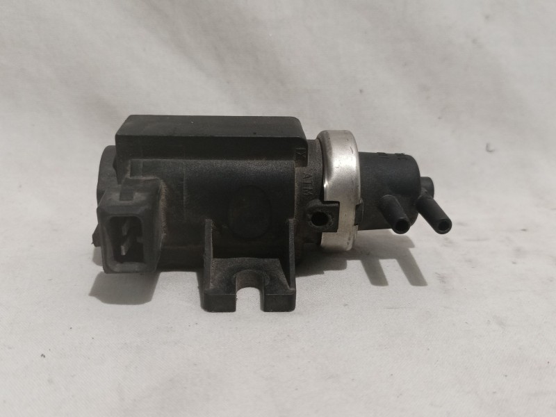 Recambio de valvula aire adicional para bmw serie 3 touring (e46) referencia OEM IAM 72279600 2247906 