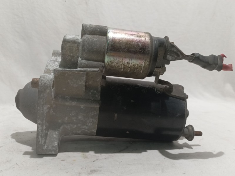 Recambio de motor de arranque para volvo v40 familiar 1.8 16v referencia OEM IAM 0001107076  