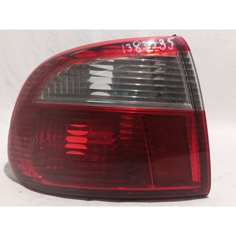 Recambio de piloto trasero izquierdo para seat toledo (1m2) 1.9 tdi referencia OEM IAM 1M5945095B  