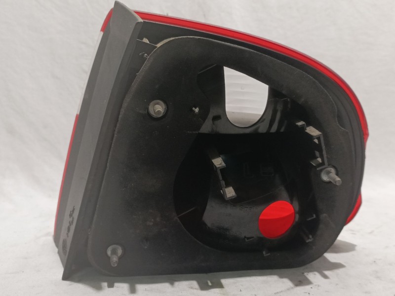 Recambio de piloto trasero izquierdo para seat toledo (1m2) 1.9 tdi referencia OEM IAM 1M5945095B  