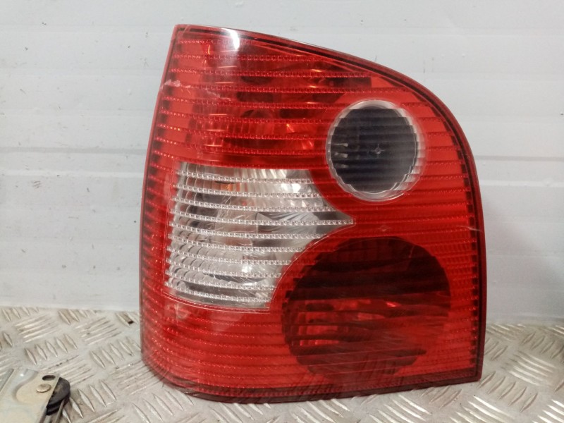 Recambio de piloto trasero izquierdo para volkswagen polo (9n1) 1.2 12v referencia OEM IAM   