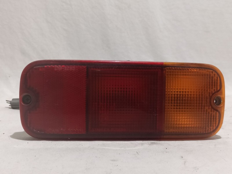 Recambio de piloto trasero derecho para suzuki jimny sn (fj) referencia OEM IAM R2301  