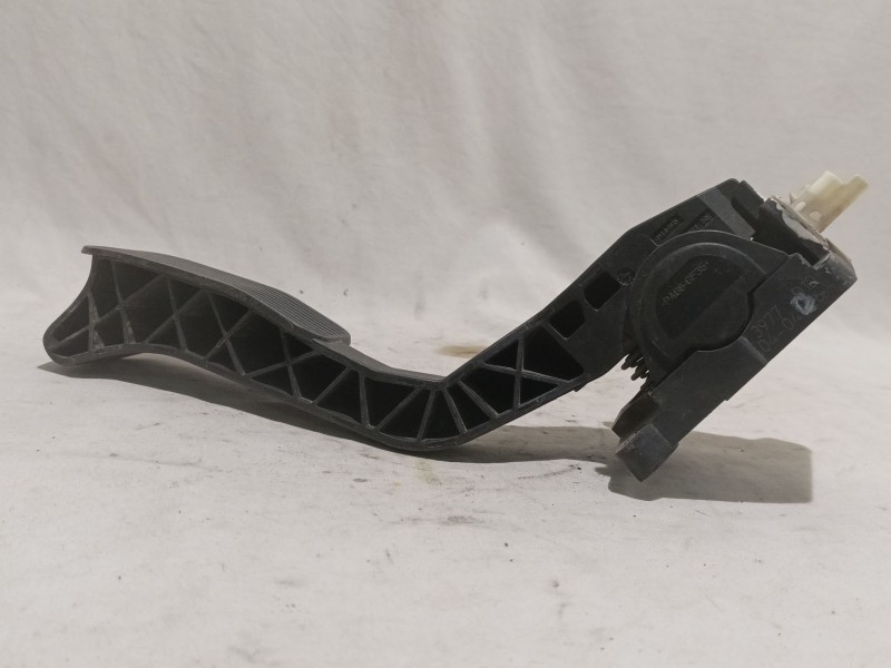 Recambio de potenciometro pedal para citroen xsara berlina referencia OEM IAM 0280752243  