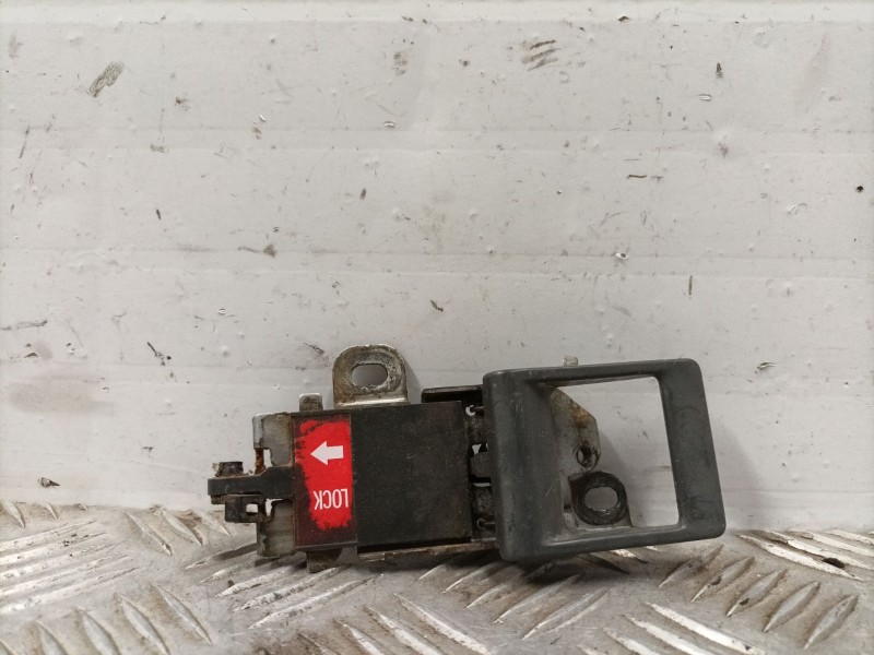 Recambio de maneta interior porton trasero para mitsubishi pajero referencia OEM IAM MB774953  