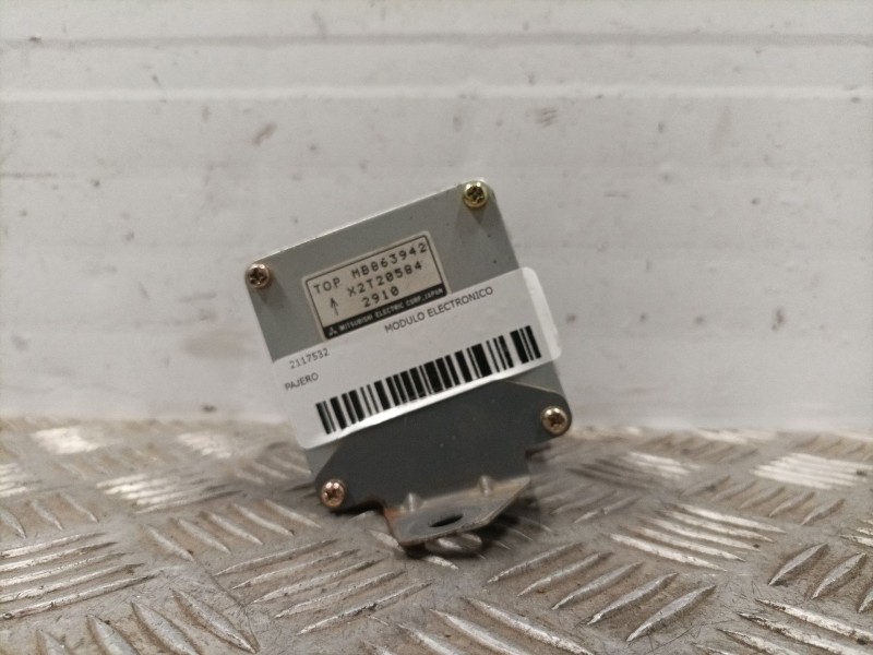 Recambio de modulo electronico para mitsubishi pajero referencia OEM IAM MB863942 X2T20584 