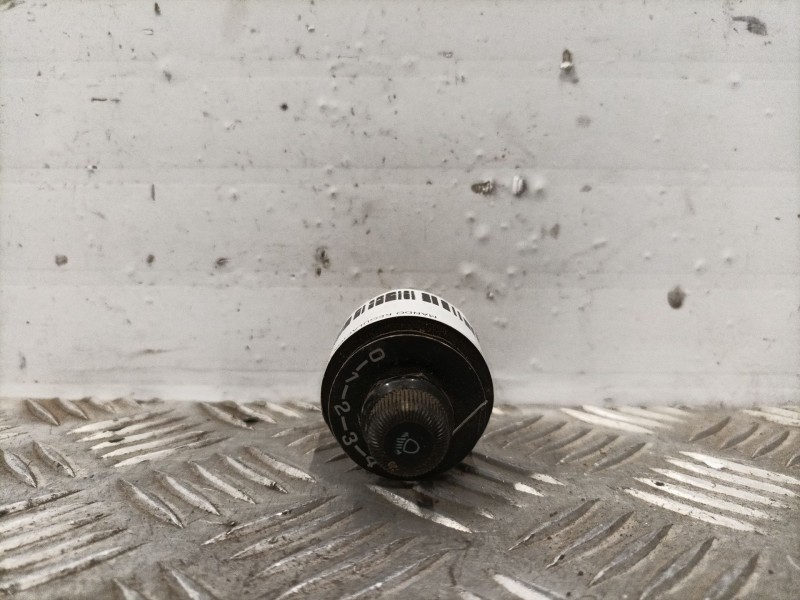 Recambio de mando regulacion luces para mitsubishi pajero referencia OEM IAM MB604842  