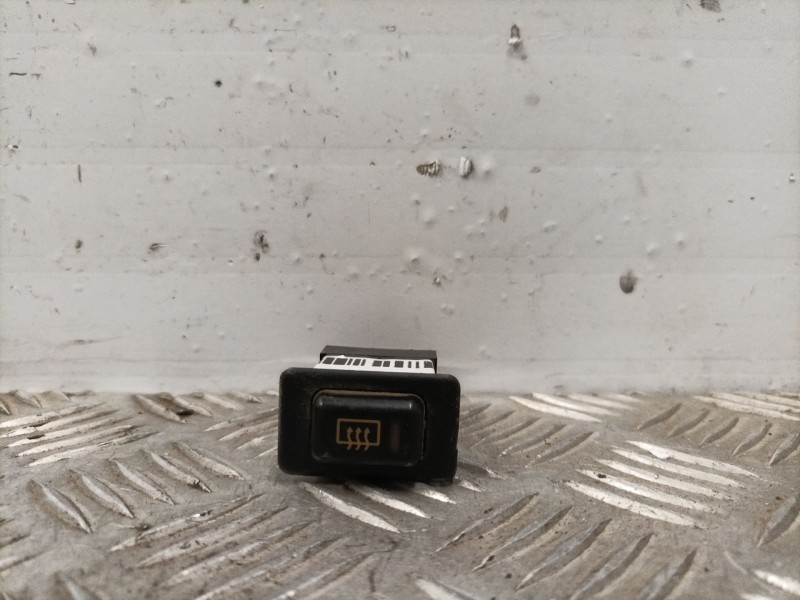 Recambio de interruptor calefaccion luna trasera para mitsubishi pajero referencia OEM IAM MB652287  