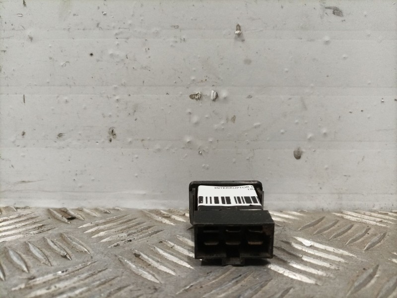 Recambio de interruptor calefaccion luna trasera para mitsubishi pajero referencia OEM IAM MB652287  