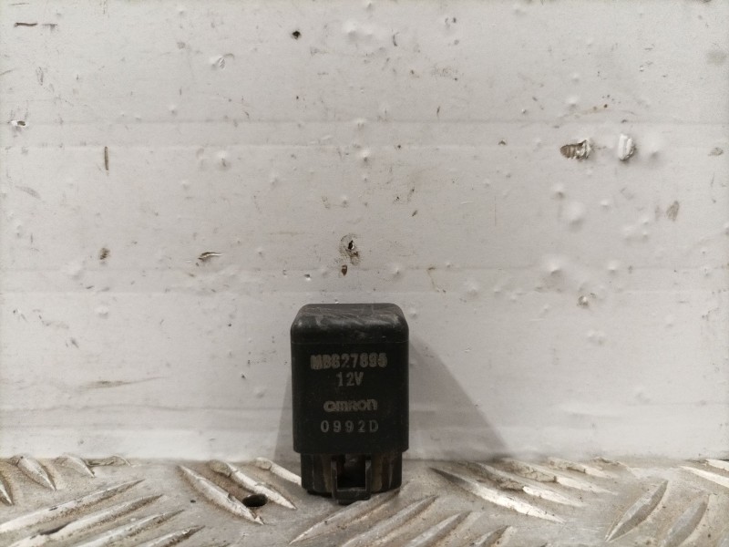 Recambio de rele para mitsubishi pajero referencia OEM IAM MB627895 0992D 