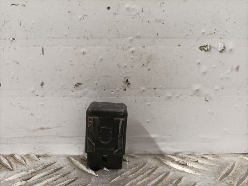 Recambio de rele para mitsubishi pajero referencia OEM IAM MB627895 0992D 