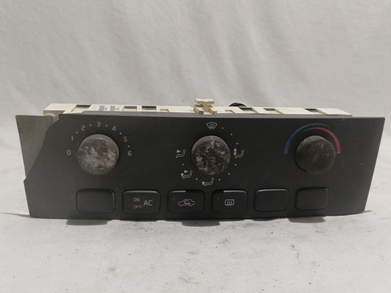 Recambio de mando calefaccion / aire acondicionado para volvo v40 familiar referencia OEM IAM 0142700G04  