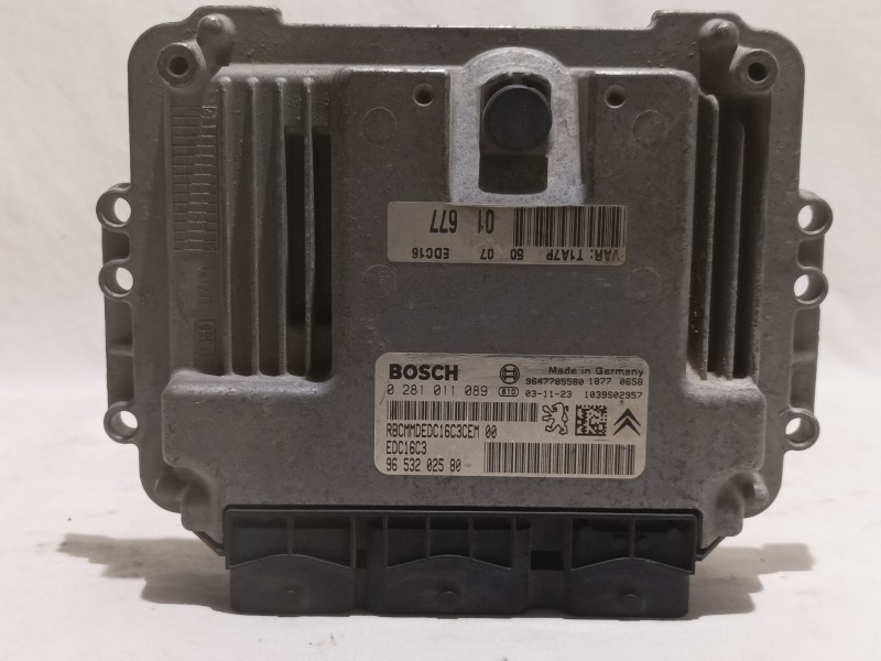 Recambio de centralita motor uce para peugeot 206 berlina referencia OEM IAM 0281011088 9653202580 