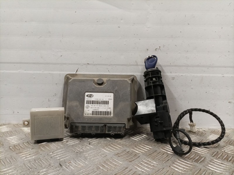 Recambio de kit inmovilizador para fiat seicento (187) referencia OEM IAM 73501877 6160062702F 46734574