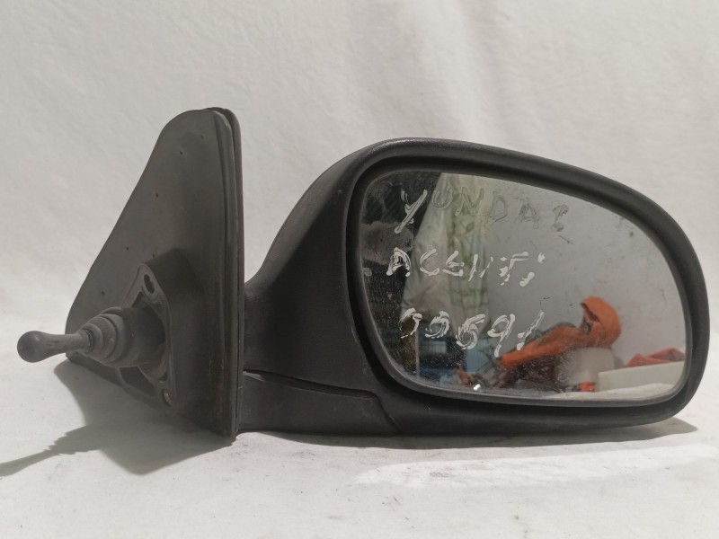 Recambio de retrovisor derecho para hyundai accent (x3) referencia OEM IAM E13010370  