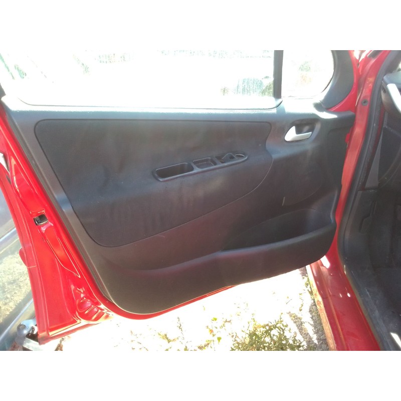 peugeot 207 del año 2006