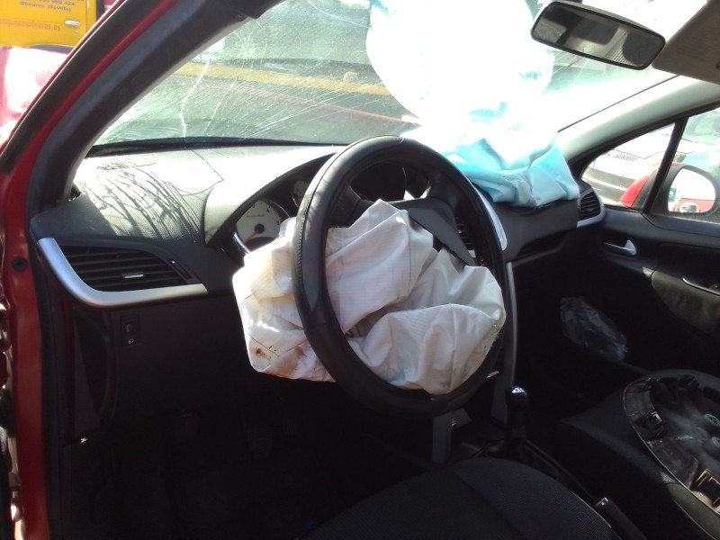 peugeot 207 del año 2006