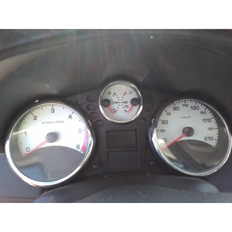 peugeot 207 del año 2006