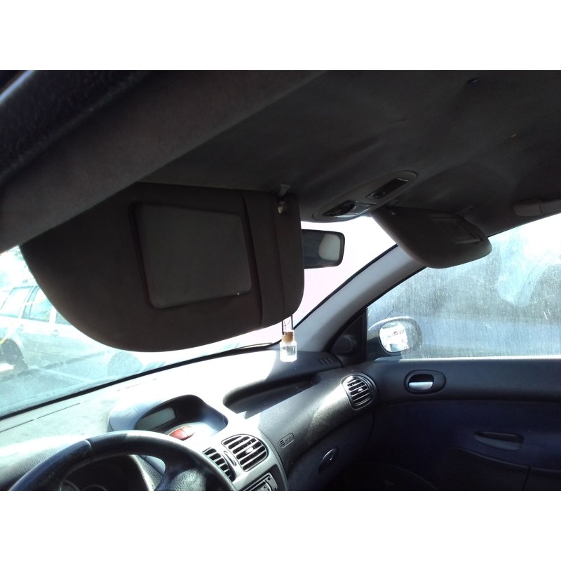 peugeot 206 berlina del año 1998